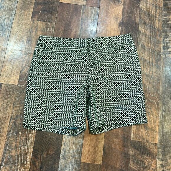 Izod Classic Navy & lime  Women's Shorts 10 (BK3) - Picture 1 of 4